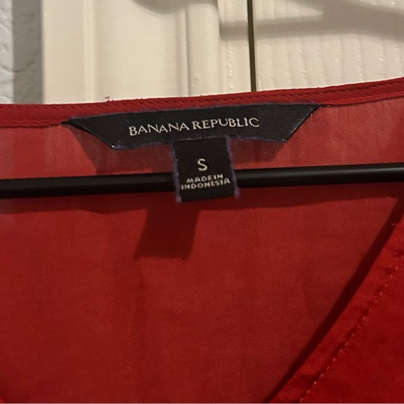 Banana Republic silk top - Picture 2 of 4